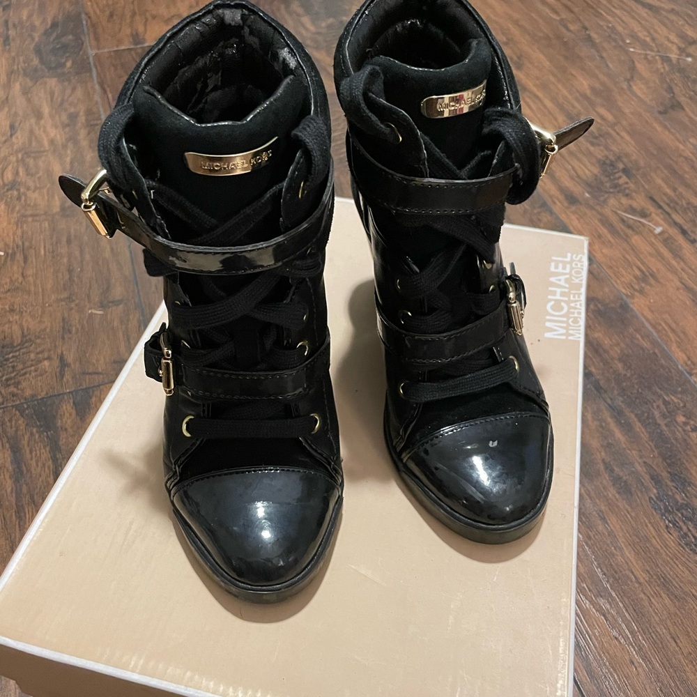 Michael Kors Wedged sneaker